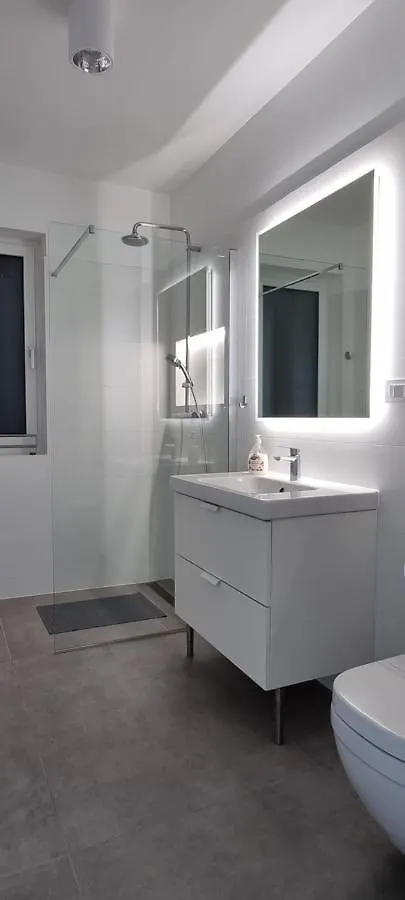Seabreeze Luxury Apartments Njivice