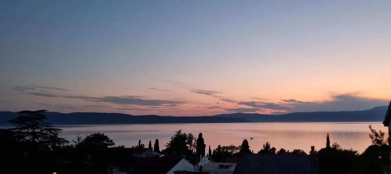 Seabreeze Luxury Apartments Njivice 0*,  Croatia