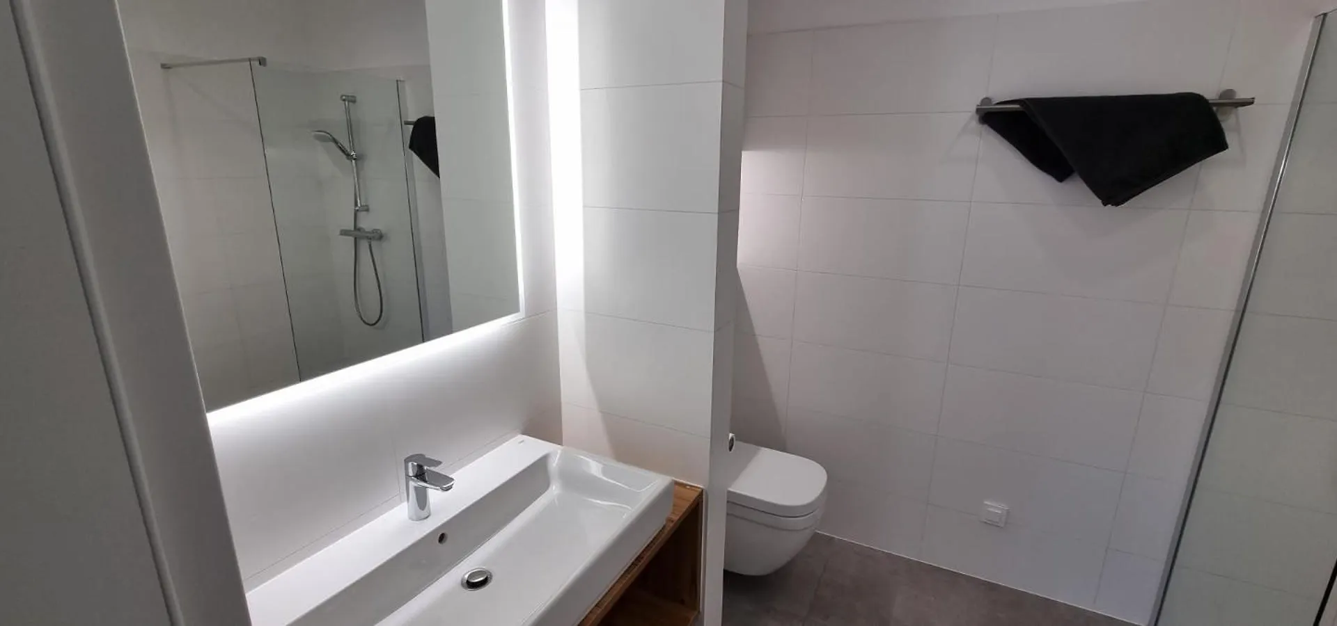 Seabreeze Luxury Apartments Njivice 0*,