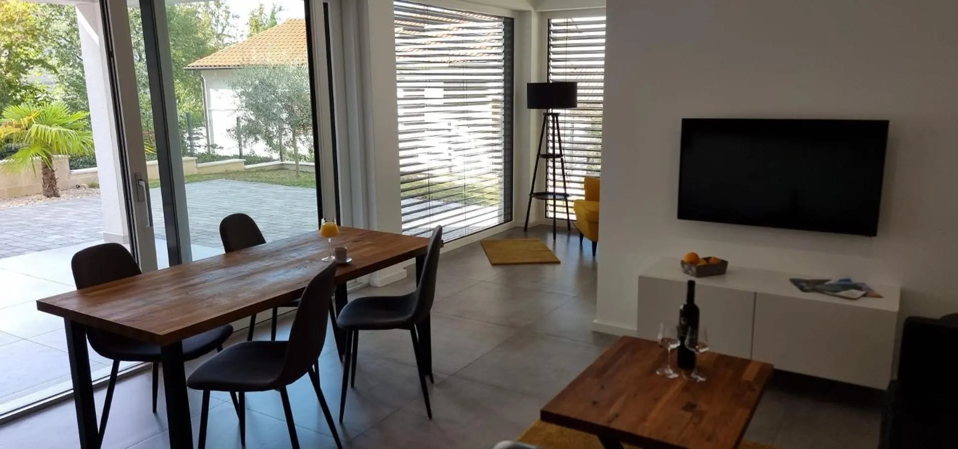 Seabreeze Luxury Apartments Njivice